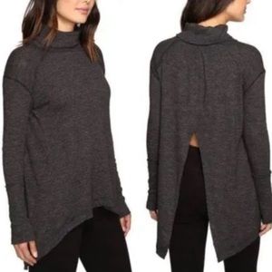 Free people We The Free Grey Split Back Turtleneck Top Size M